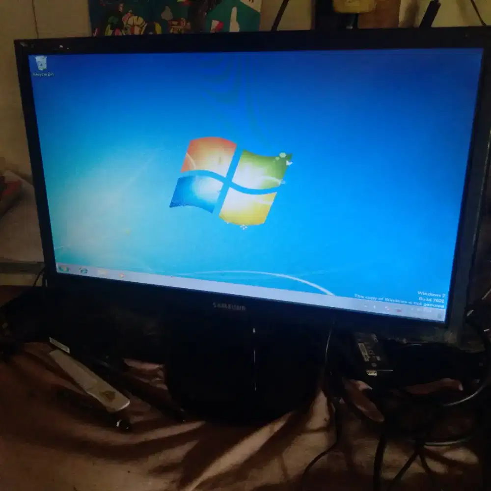 Monitor LED samsung 19inch OK