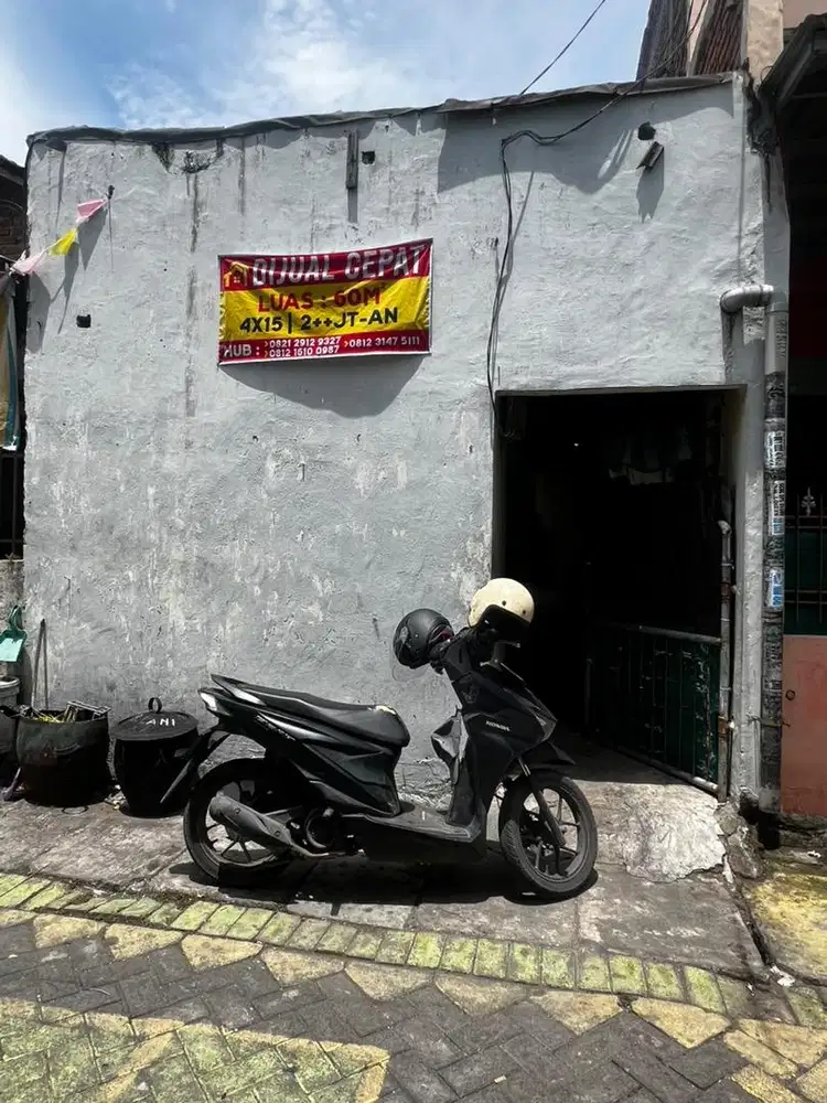 Dijual cepat tanpa perantara kos 4 kamar