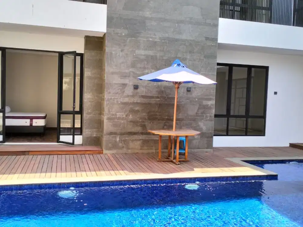 TERMURRAAHHH...JUAL RUGI BEAUTIFUL & SEXY VILLA - EMERALD COVE - GADING SERPONG