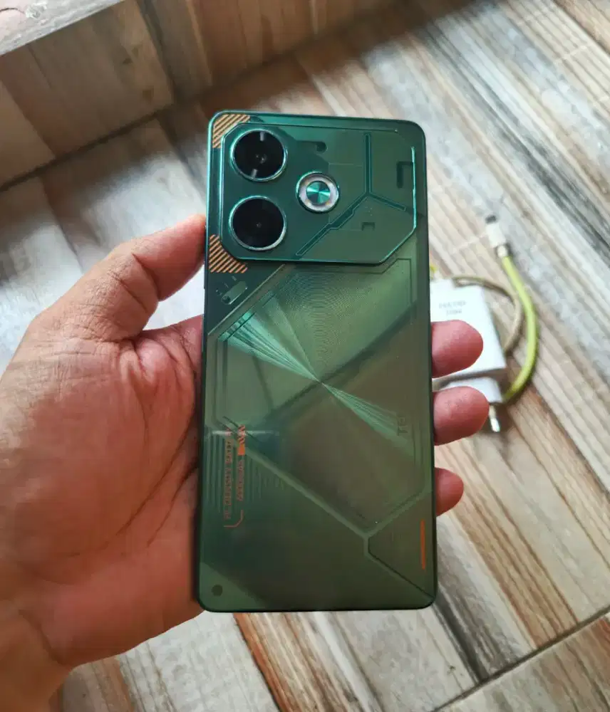 tecno pova 6 12/256 garansi april 2026