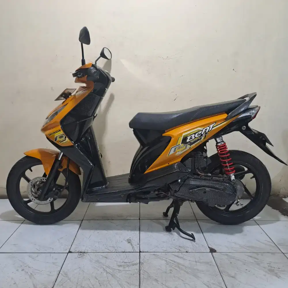 Honda beat 2009 orange pajak panjang