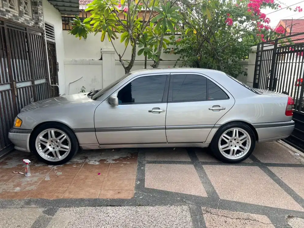 Mercy c180 w202 tahun 1995