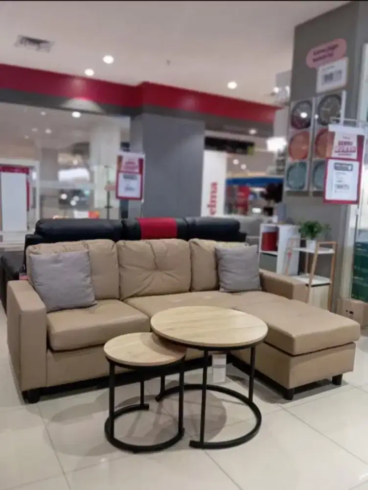 Dijual cepat sofa L bahan kulit premium