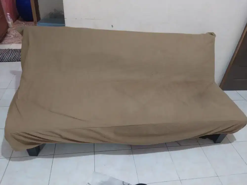 Di jual sofa bet ruang tamu