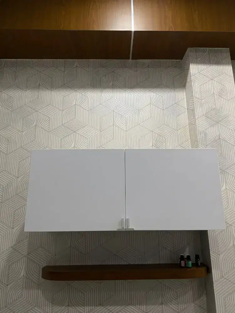 Lemari informa kabinet