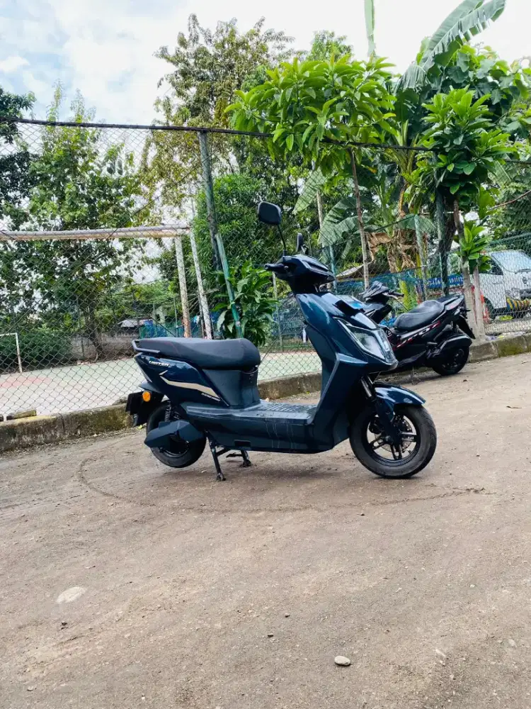 Motor Listrik United MX 1200 Tahun 2024