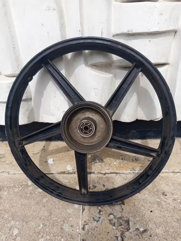 Velg belakang untuk semua Suzuki Bebek.