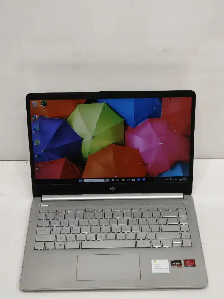Laptop HP LAPTOP 14s-fq0xxx