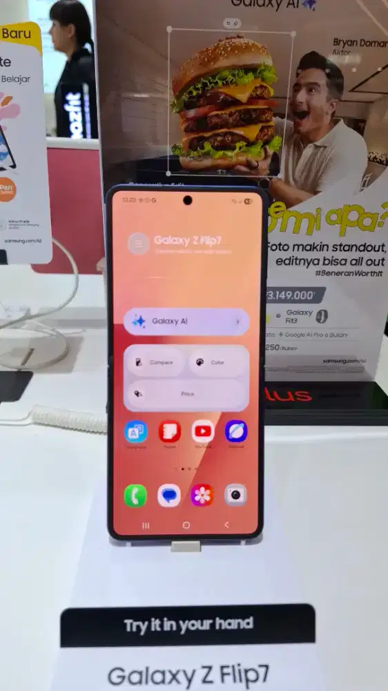 NEW GALAXY Z FLIP 7