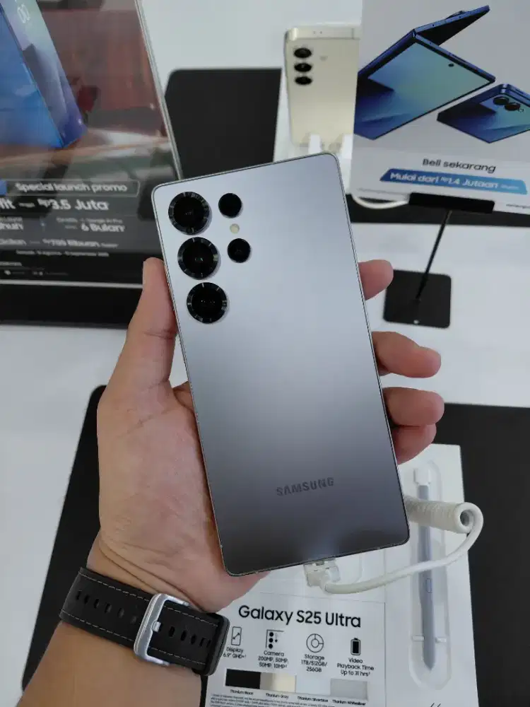 Samsung Galaxy S25 Ultra