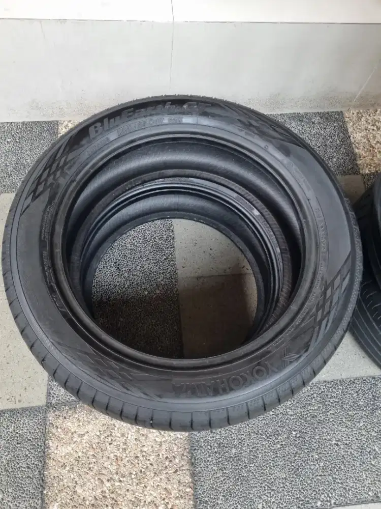 2 Ban Yokohama 205/55/R17 ex Voxy 2024