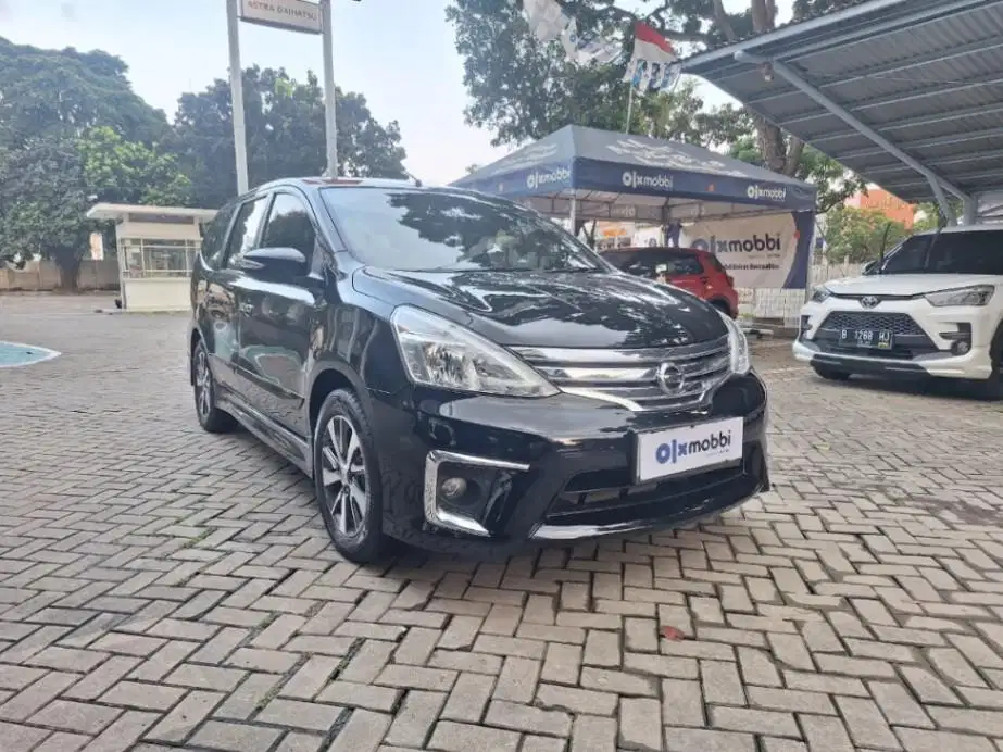 LOW DP Nissan Grand livina 1.5 Highway Star Bensin-MT 2018 1TJ