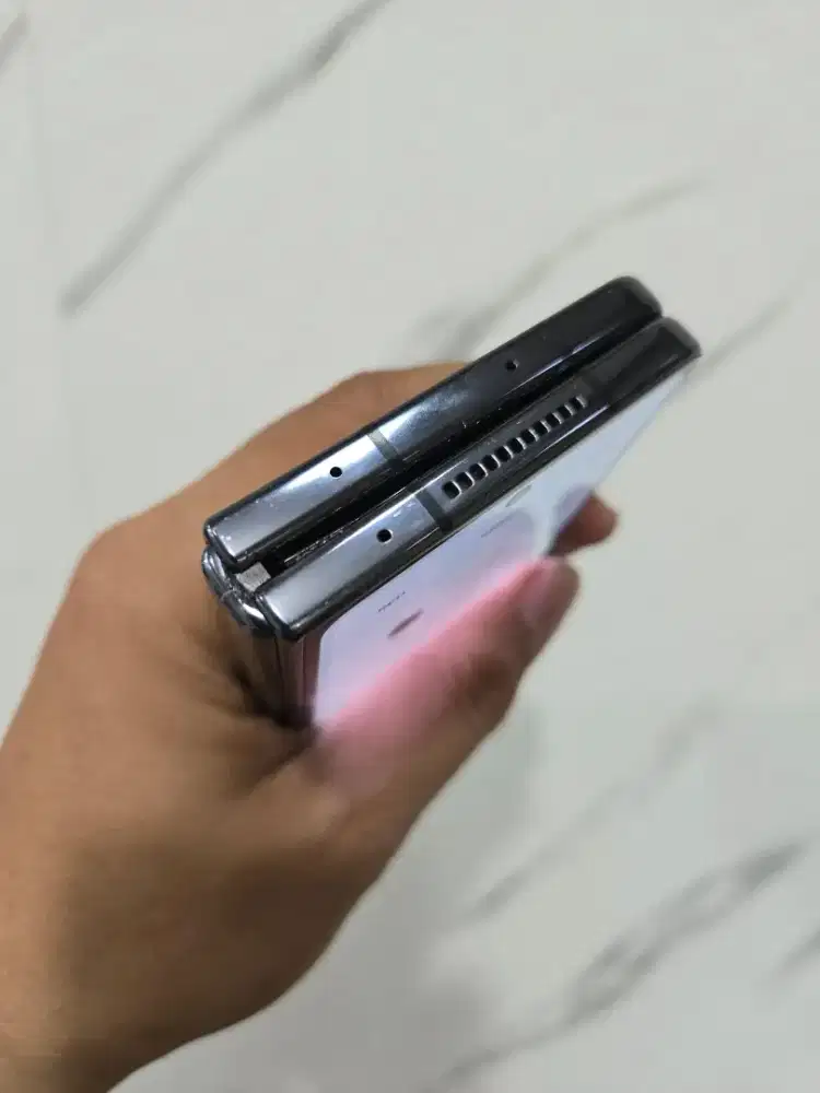 Samsung Z Fold 4 Ram 12/512 resmi SEIN minus