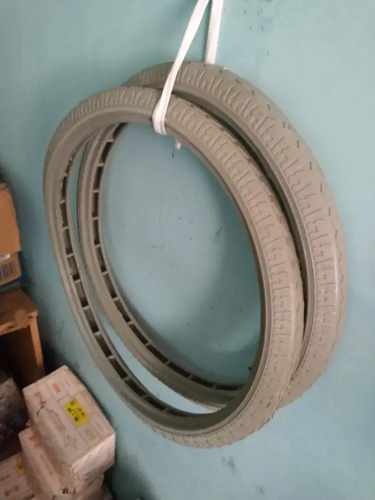 Jual ban belakang untuk kursi roda travelling