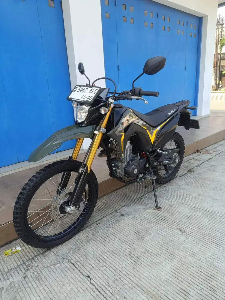 Honda crf 150L 2025 mulus seperti baru