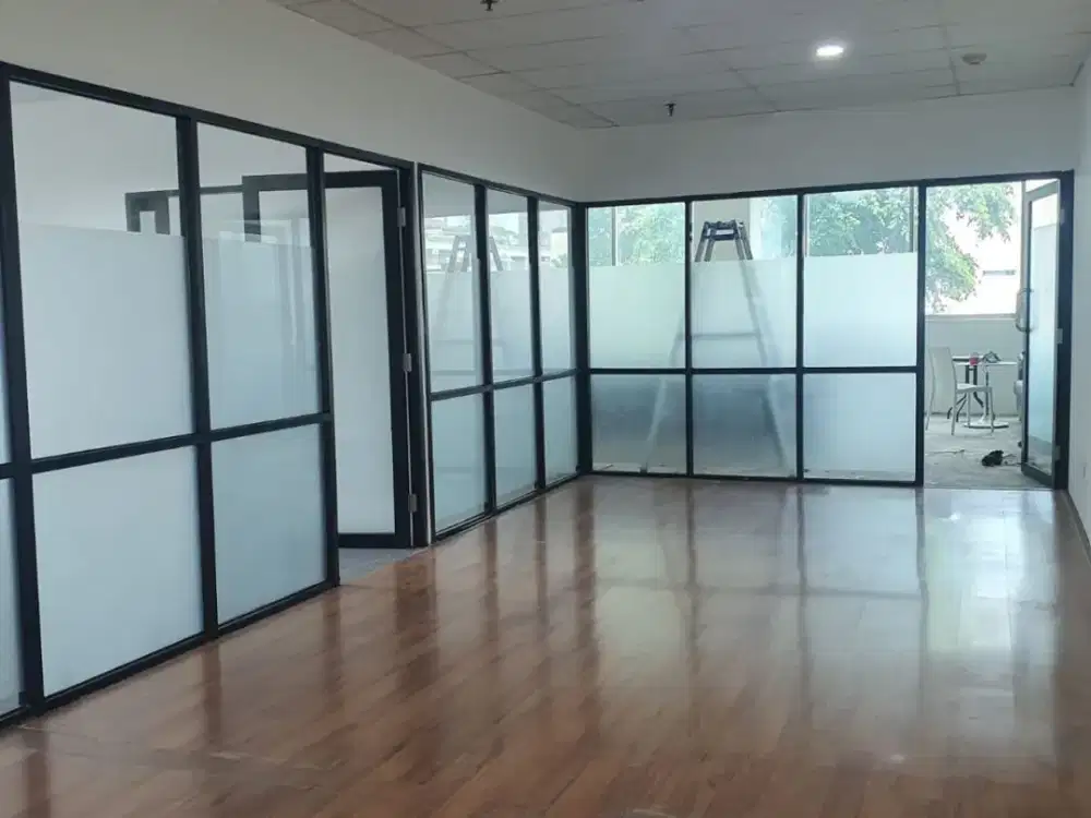 Sewa  Kantor  kecil siap pakai & Murah di Kemang Jakarta Selatan