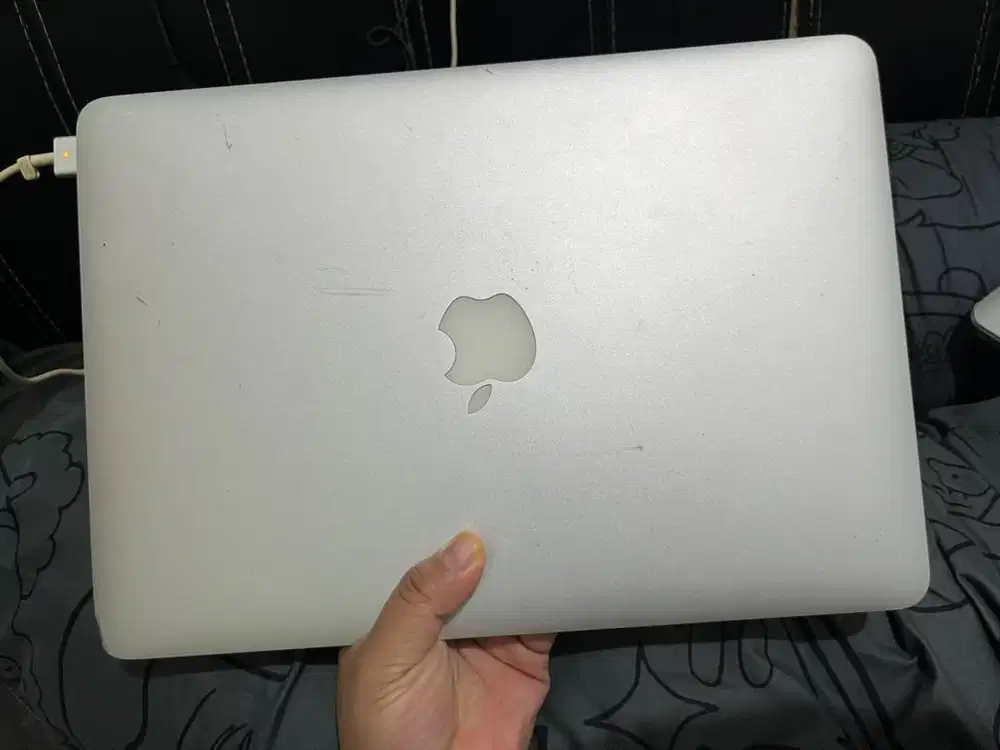 Jual macbook air 2015 256GB Bu
