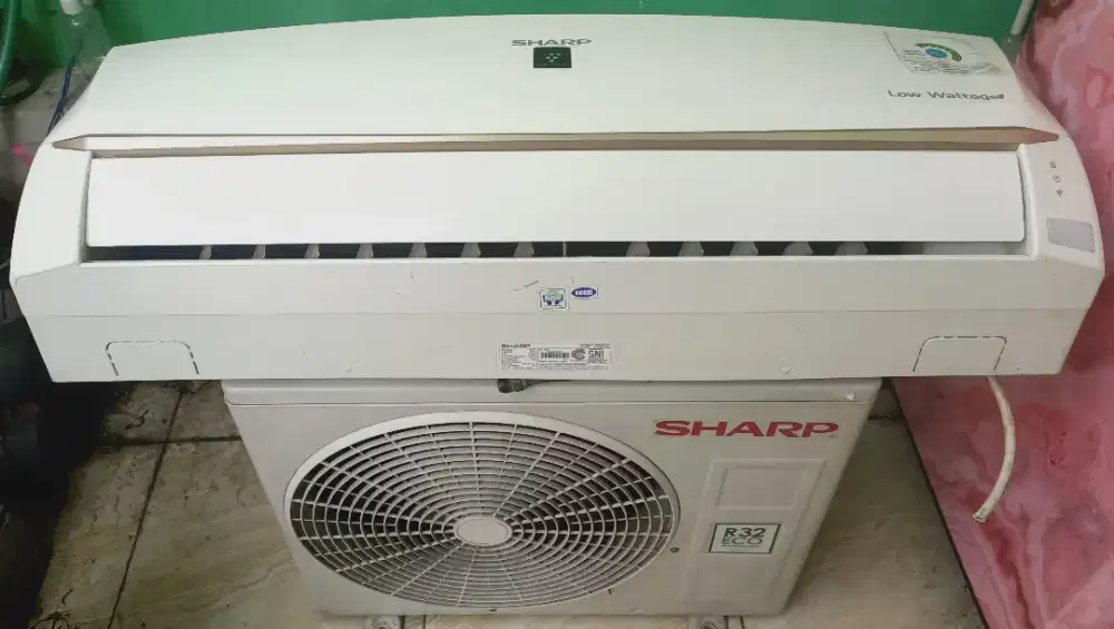 Jual ac sharp 1/2pk R32 lowwat 360 watt kondisi 95% ori semua