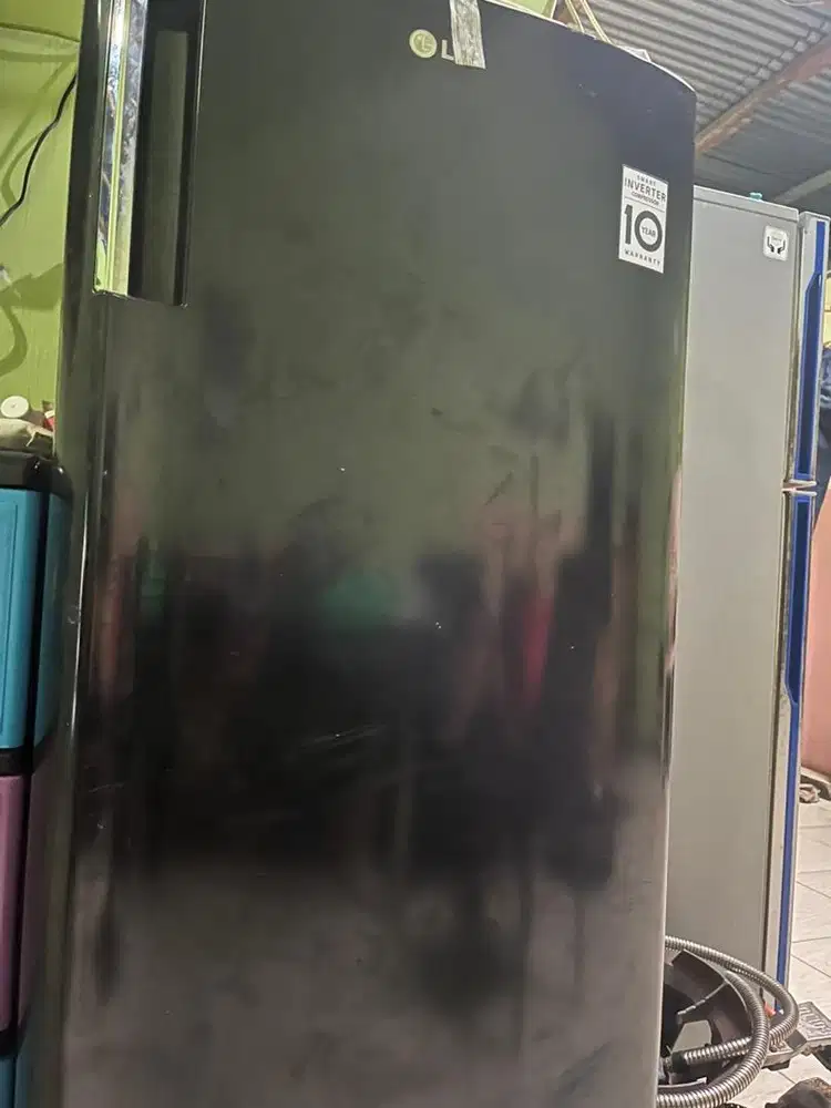 Kulkas frezeer merek LG