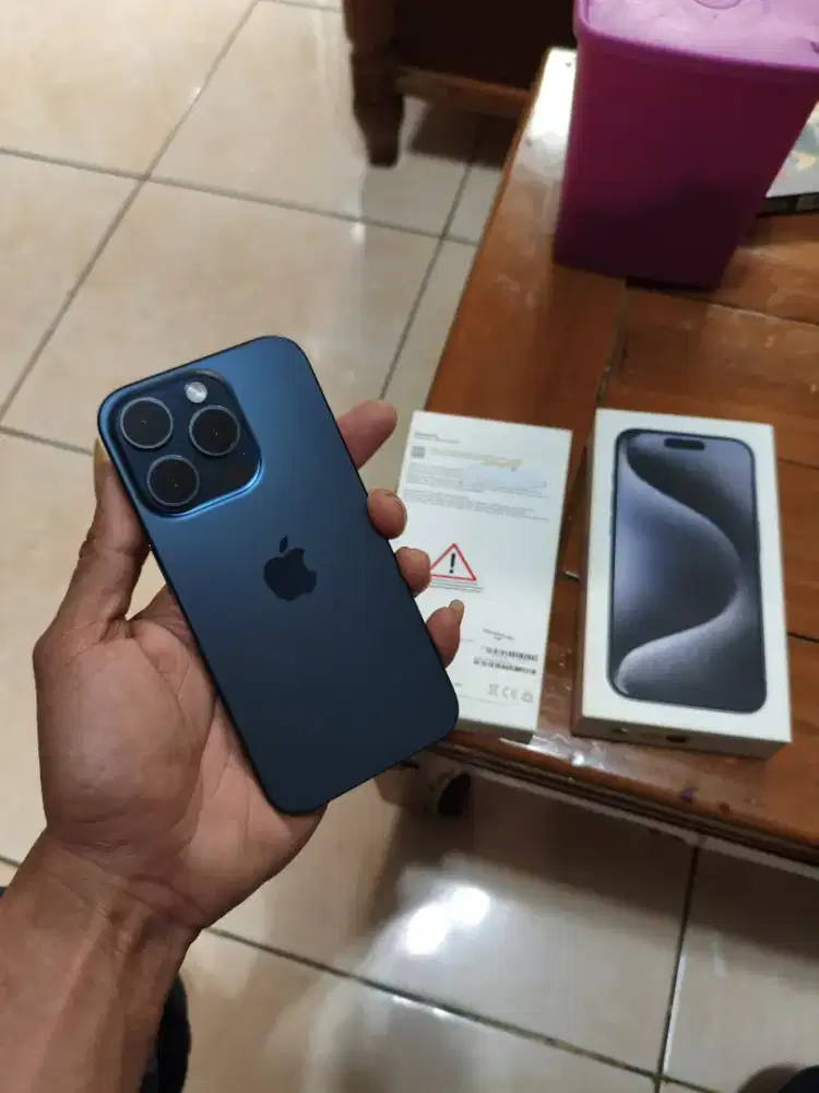 iPhone 15 pro 128 iBox fullset masih mulus banget siap pakai