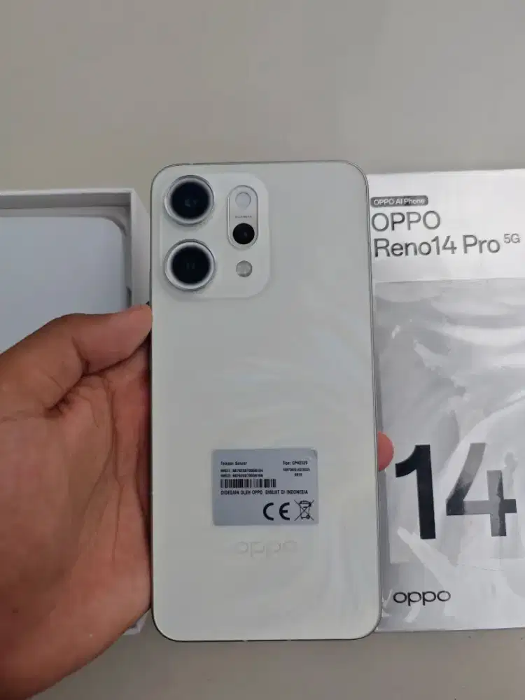 Oppo Reno14pro 5g 12/512gb fullset ori
like new