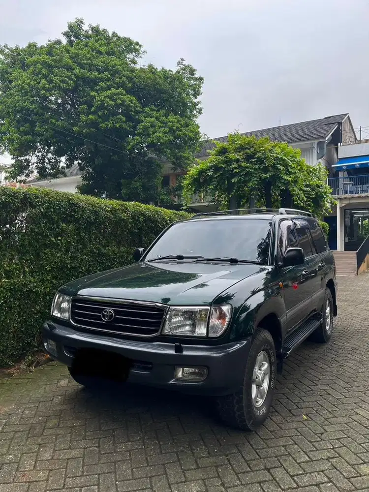 LAND CRUISER VX 100 UK