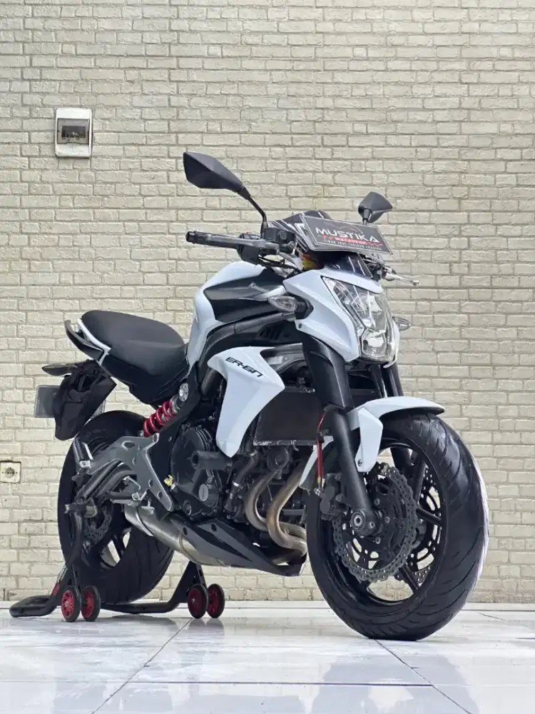 Kawasaki ER 6-N 2012 original total