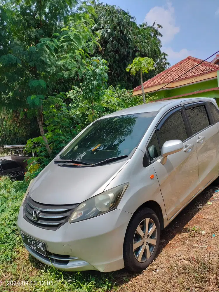 Honda Freed 2009 Bensin