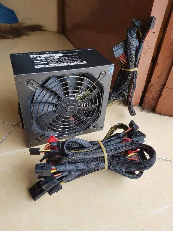 PSU Enlight Metalic 850w 80+ Semi Modular