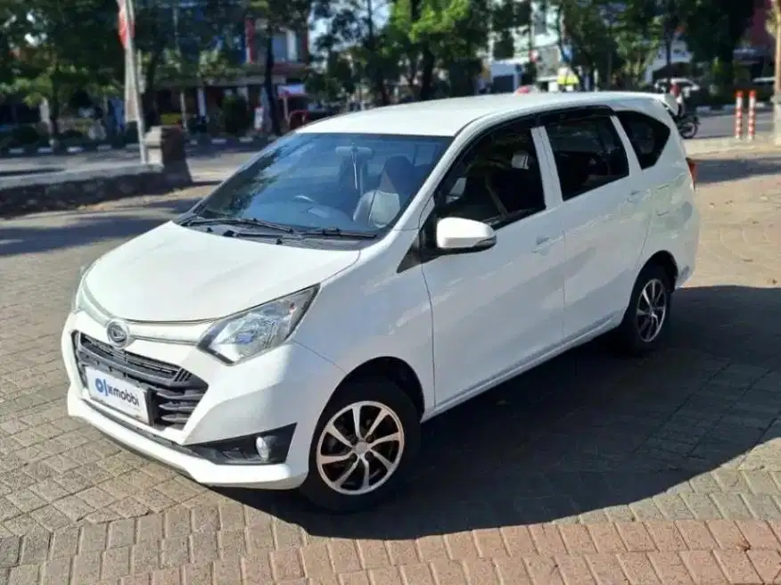 PROMO Daihatsu Sigra 1.0 M Bensin-MT 2016 TKZ