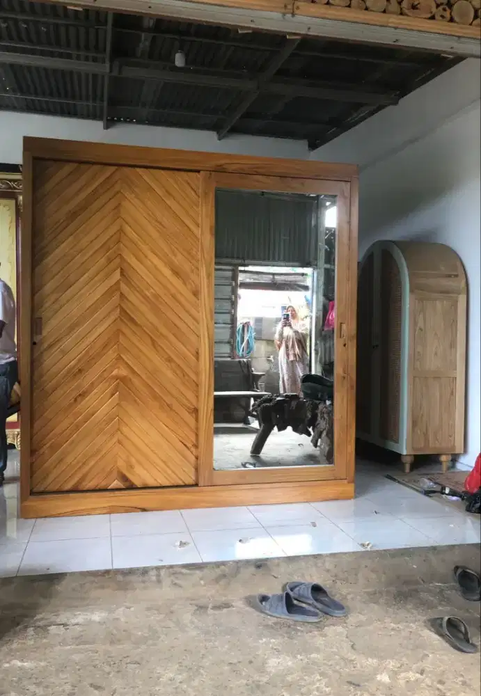 Lemari jati full baru 6 bulan di pake