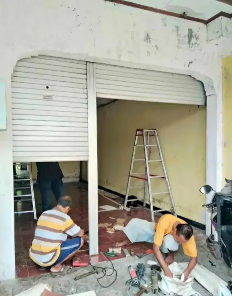 SERVICE ROLLING DOOR