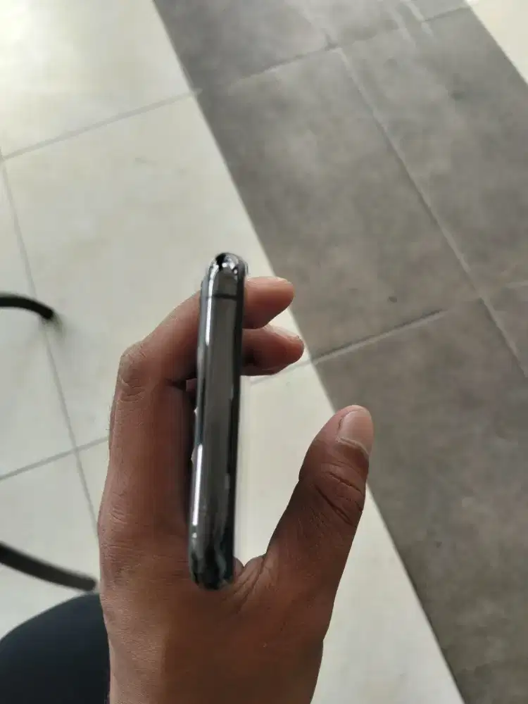 Di jual hp iPhones 11 pro