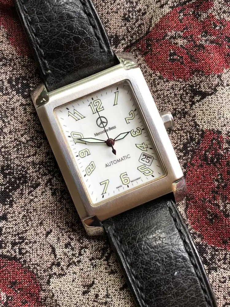 Watch Mercedes Benz Tank Automatic 28x35mm