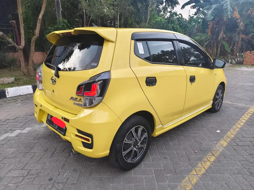 Daihatsu Ayla Type R Deluxe A/T 2021