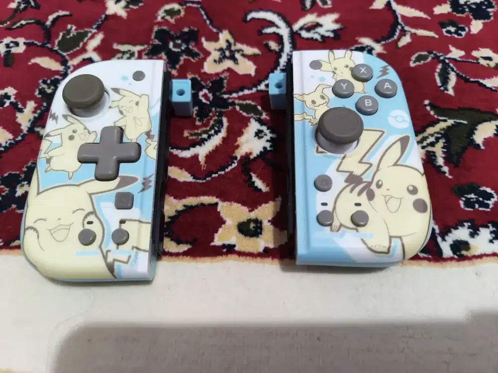 Joycon hori pikachu