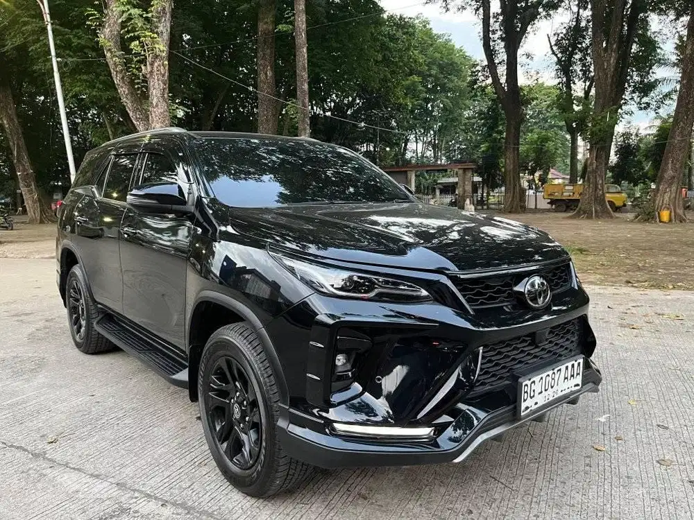 FORTUNER 2.8 VRZ TSS GR AERO PACKAGE 4X2 SOLAR AT