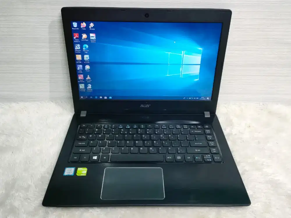 Laptop Acer Aspire E5 -475G CORE I3 GEN6 -SSD 128GB -4GB -MULUS