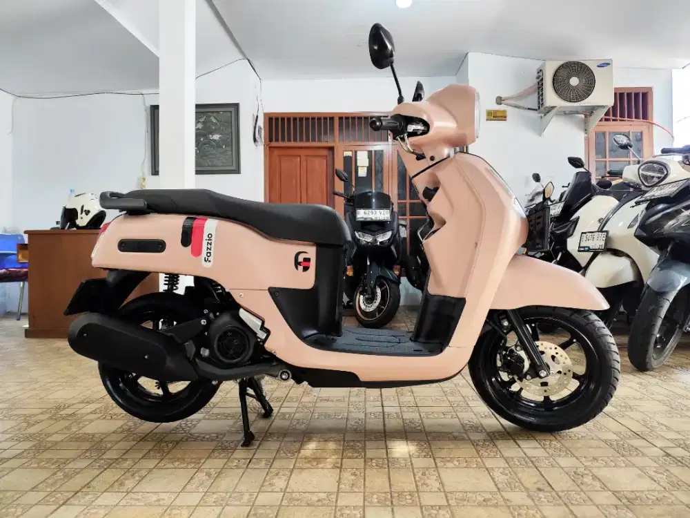 YAMAHA FAZZIO 2025 KEYLESS KM 3 RB AN