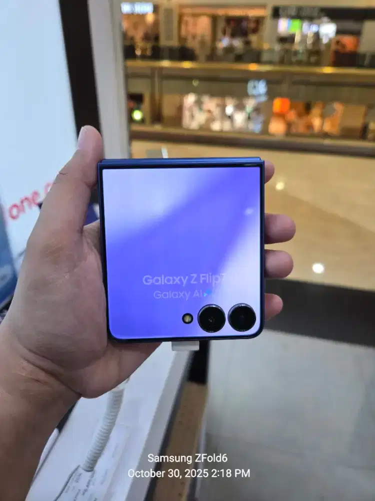 Samsung Galaxy ZFlip 7