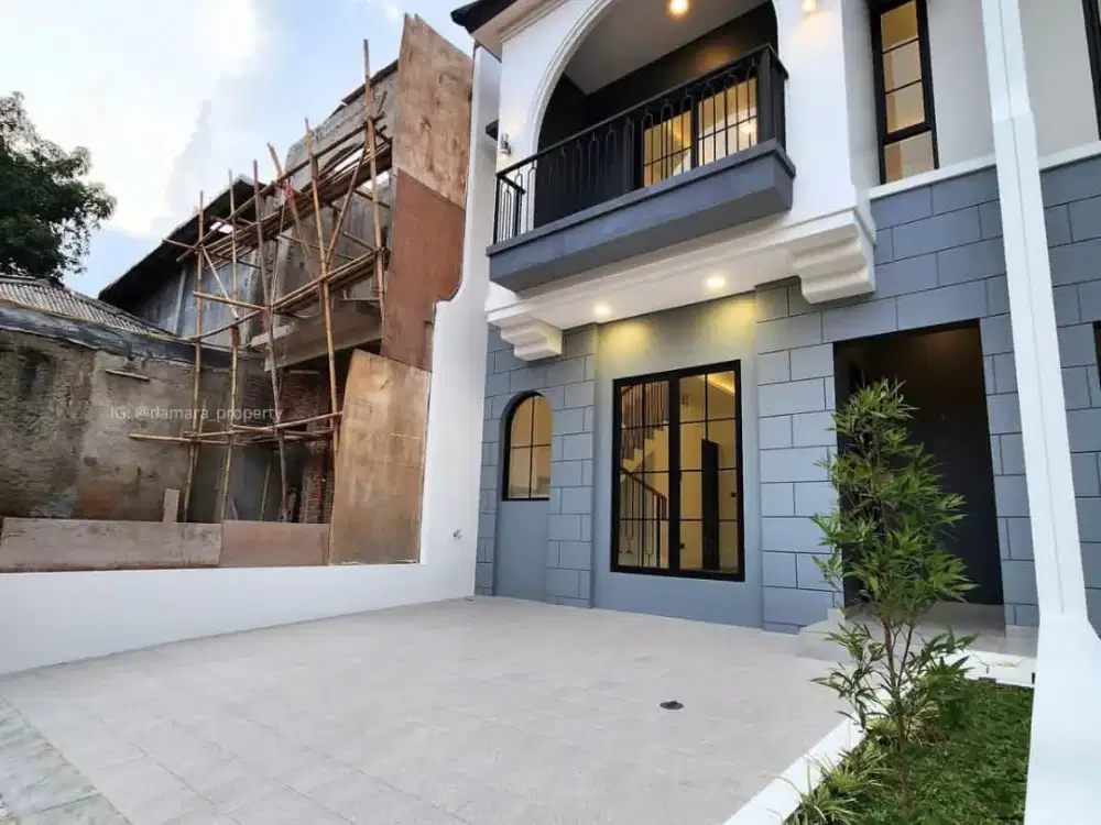 Rumah American Classic Asli dengan Detail Premium Siap Huni