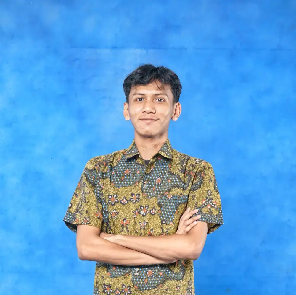 Desainer Grafis, Fotografer, Videografer, Editor, Kreator Konten