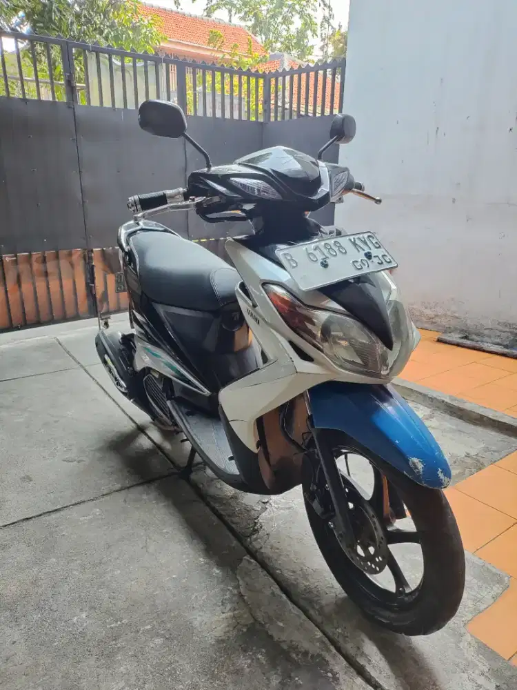 Xeon Karbu (2010), 4,5 jt nego