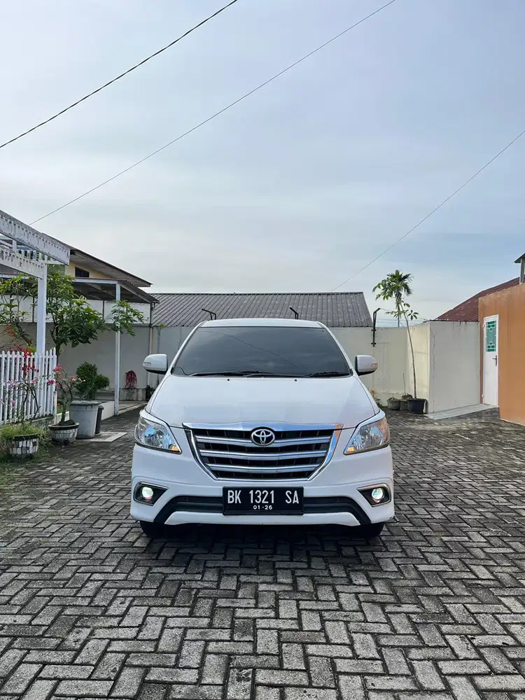 Toyota Kijang Innova 2.5 V Diesel 2015 (Manual)