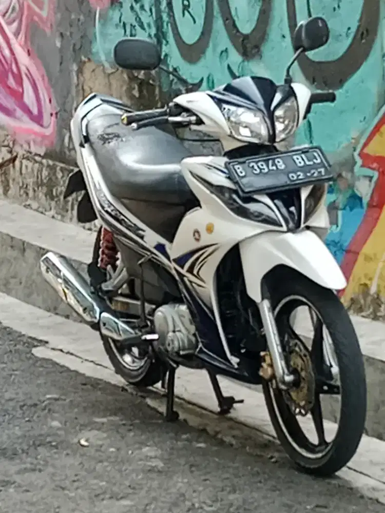 YAMAHA JUPITER Z TH 2012