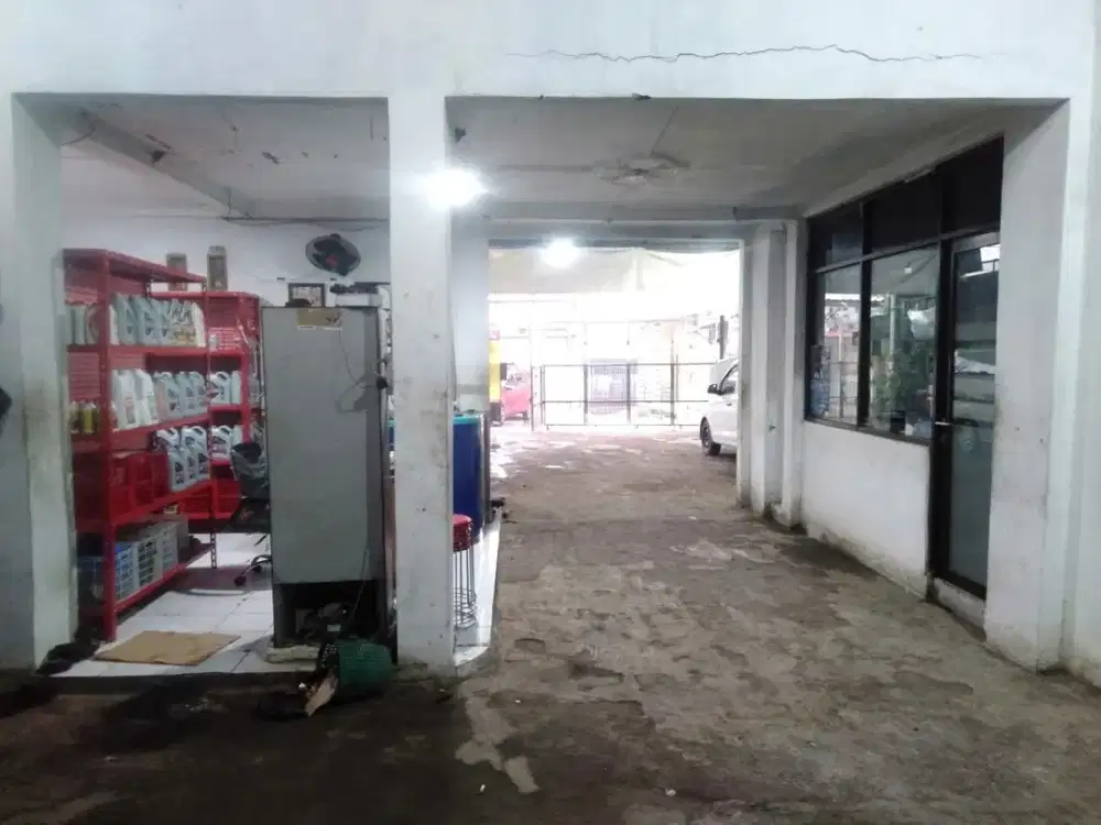 DIJUAL BENGKEL AKTIF !! Luas 300 di Pulogebang Jakarta Timur