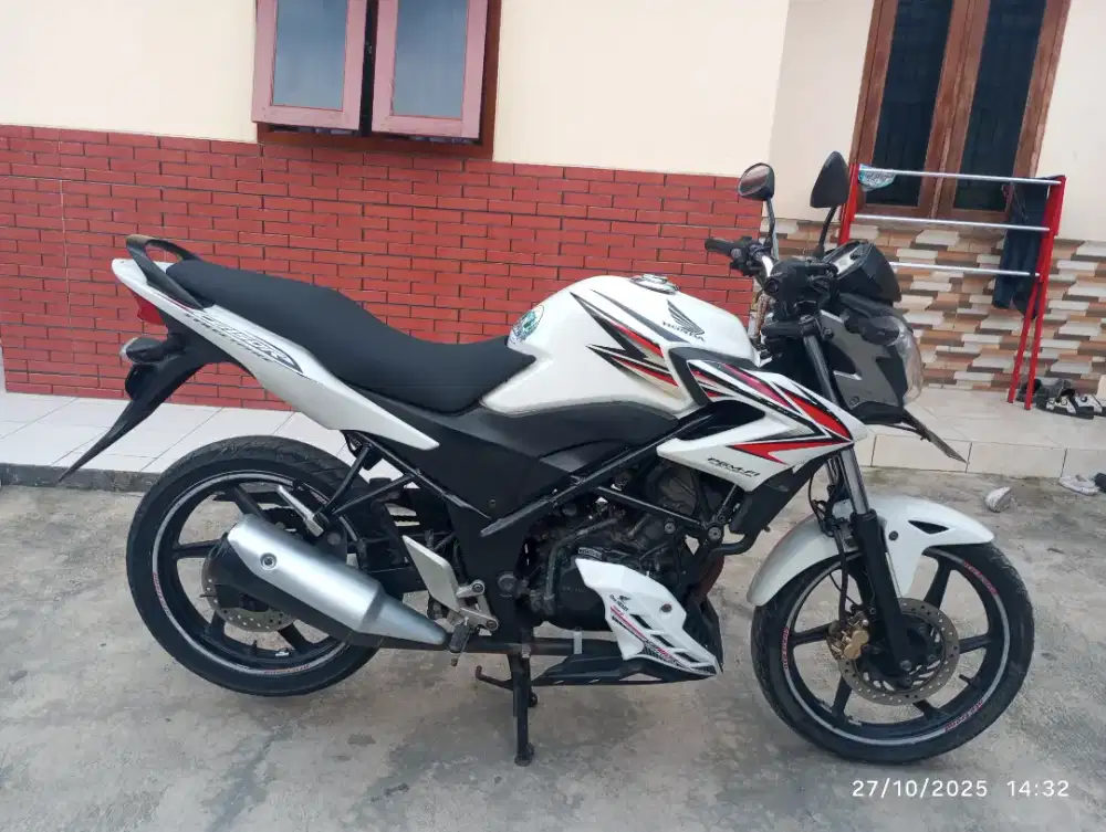 Cb 150r 2013 orisinil pajak jakarta