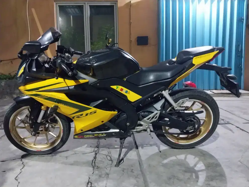 YAMAHA R15 Th. 2018