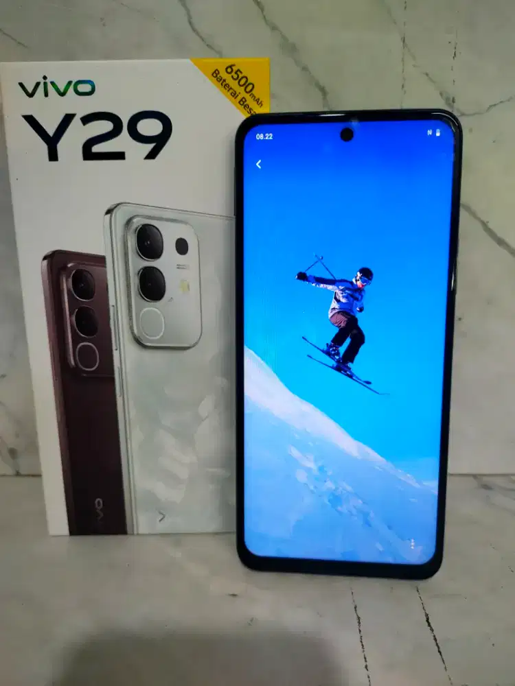 Vivo y29 ram 8/128 fullset no minus no cacad like new