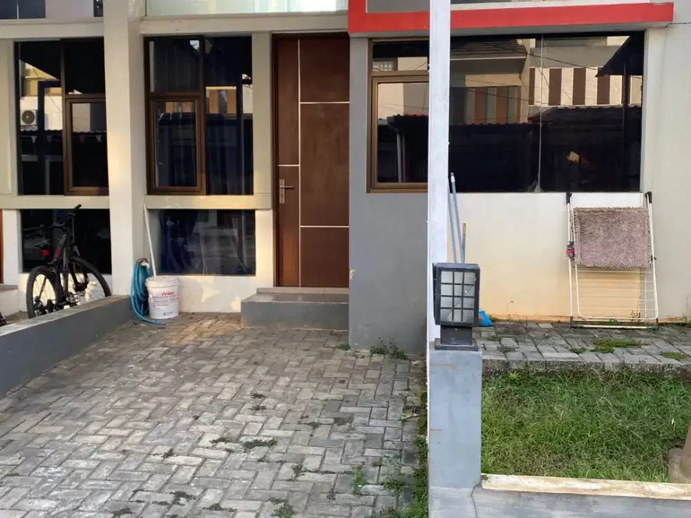 Rumah 2 Lt Bebas Banjir 15 Mnt ke Green Walk Mall Bekasi J-27673